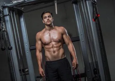 Ripped in 6 Weeks Part 5 – Hakim Medfai